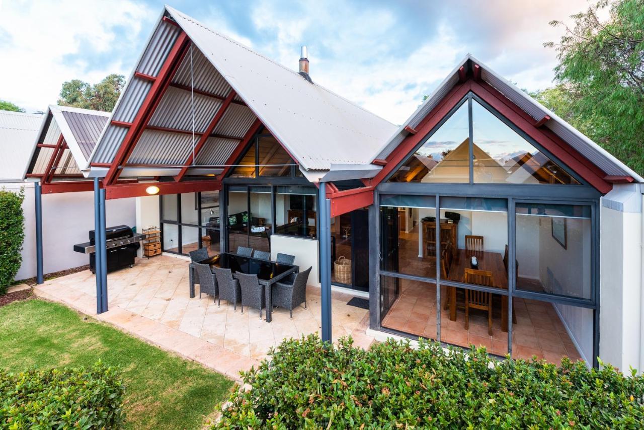 Whalers Cove Villas Dunsborough Exterior photo