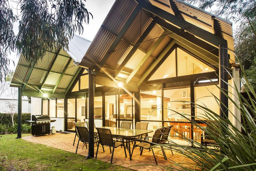 Whalers Cove Villas Dunsborough Exterior photo