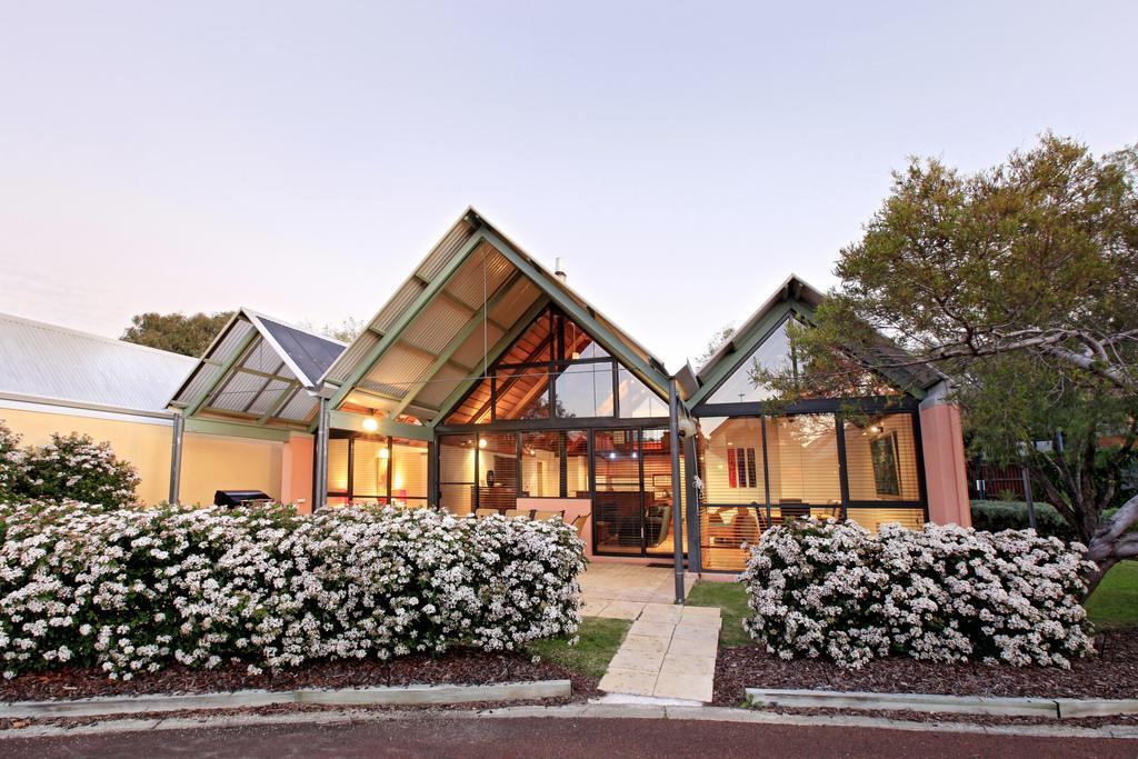 Whalers Cove Villas Dunsborough Exterior photo
