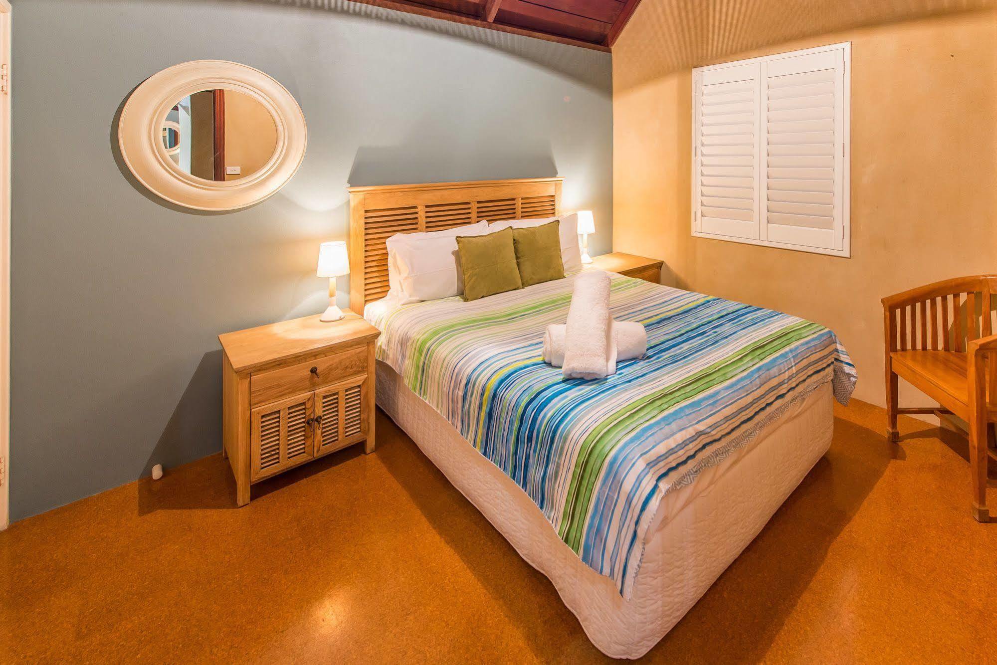 Whalers Cove Villas Dunsborough Exterior photo